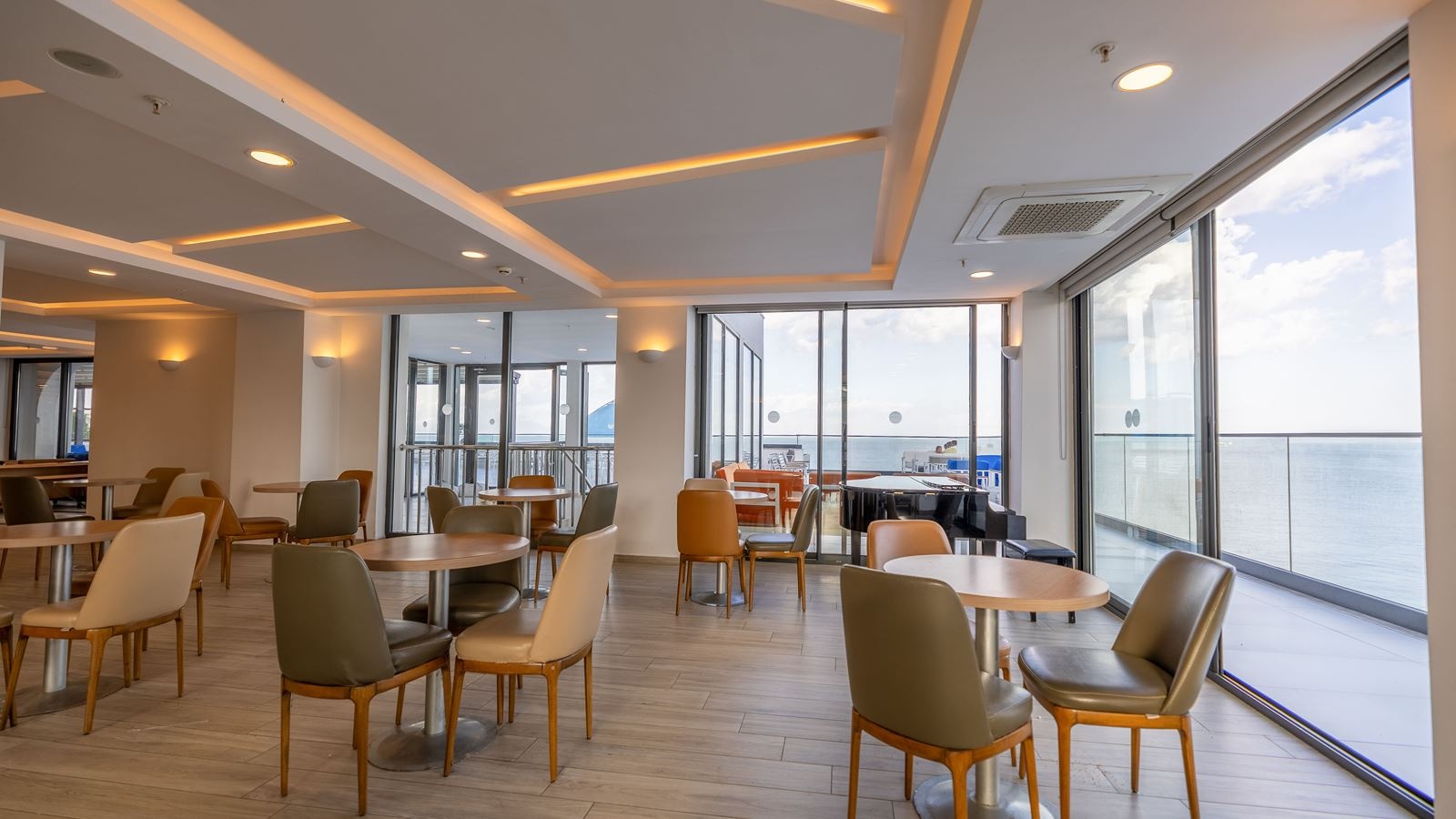 bars-lobby-bar