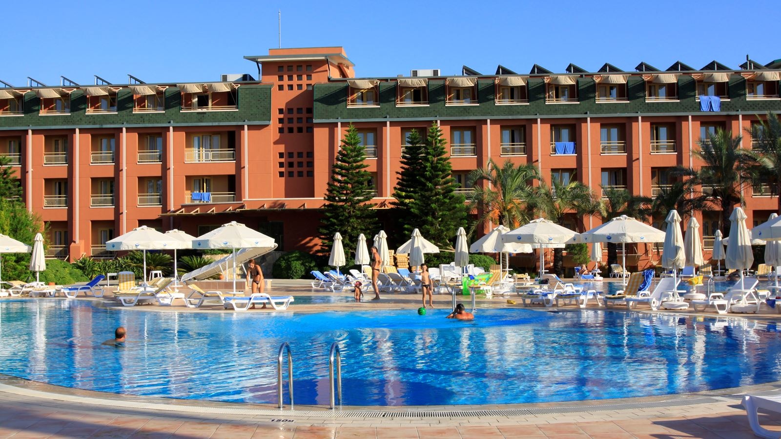 pools-outdoor-pool