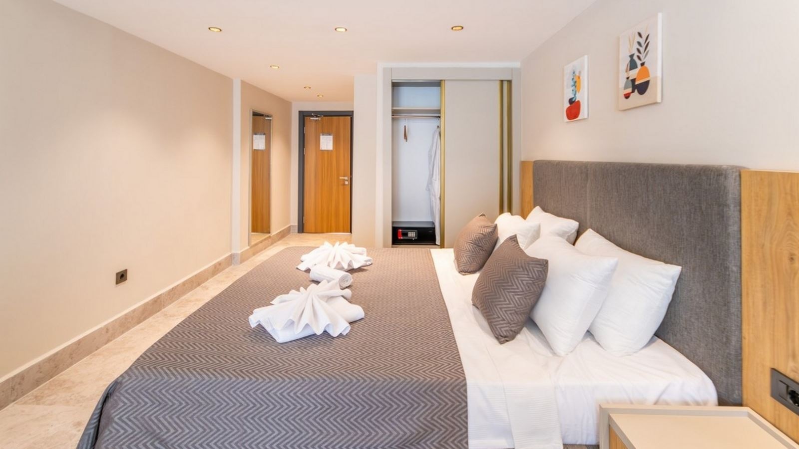 rooms-duplex-swim-up-suite