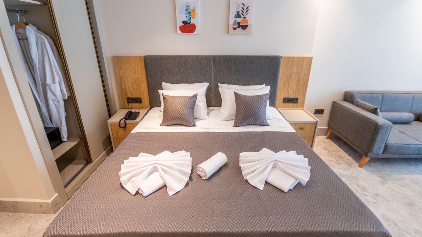 rooms-duplex-swim-up-suite