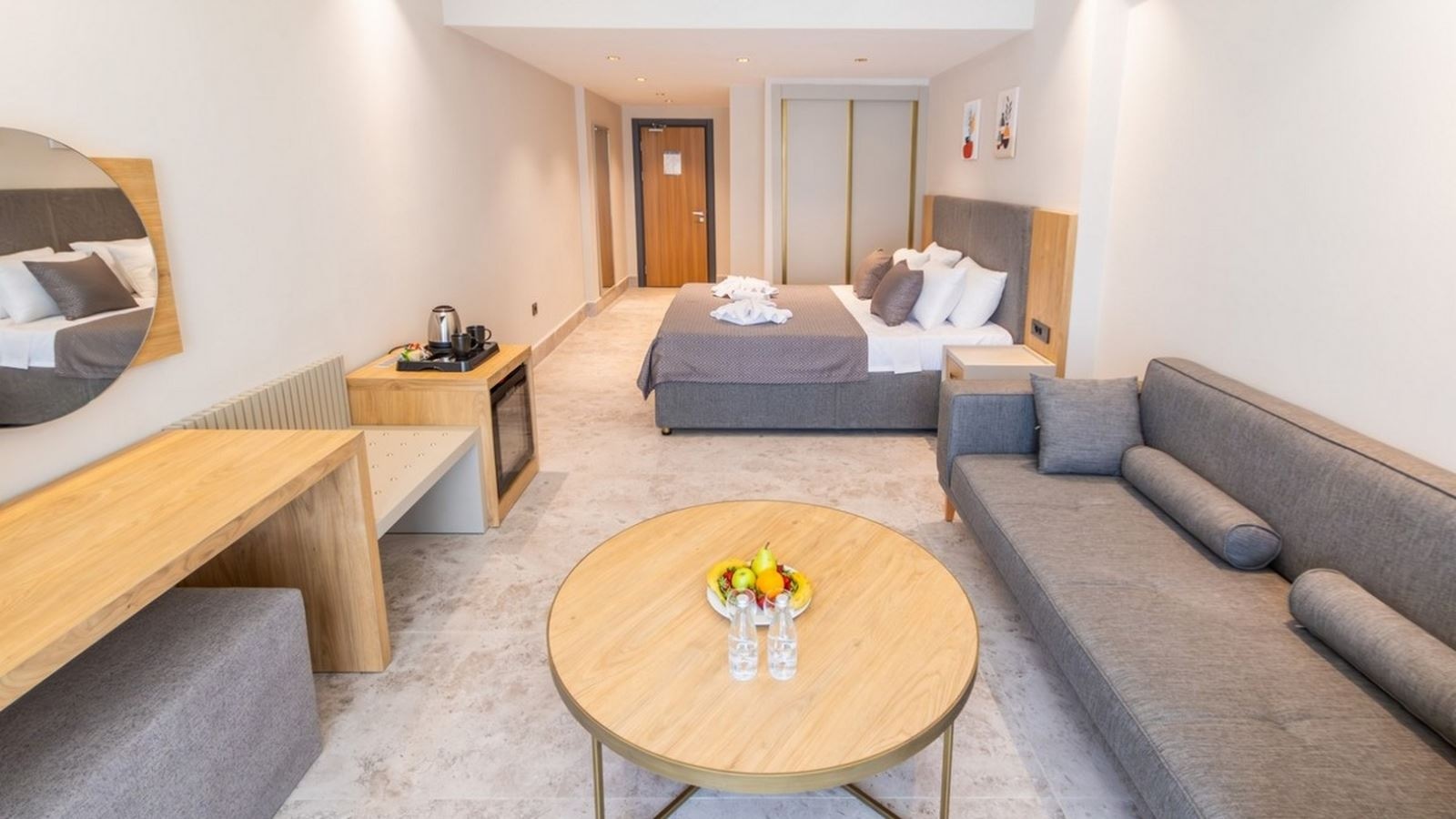 rooms-duplex-swim-up-suite