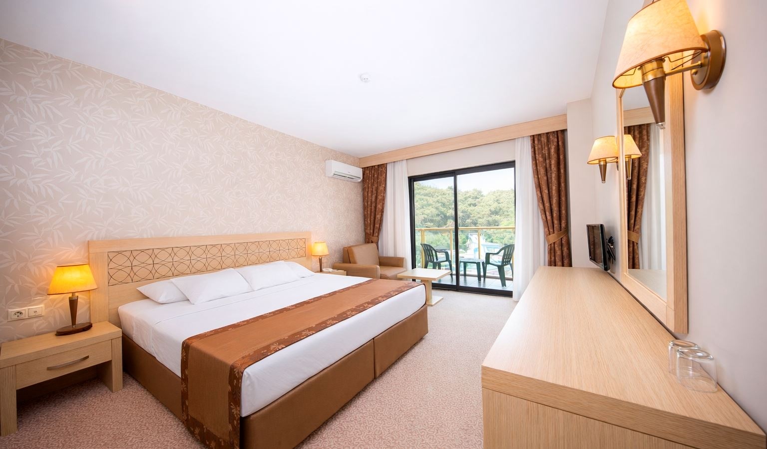 rooms-standard-room