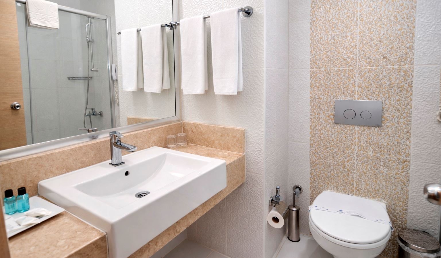 rooms-standard-room