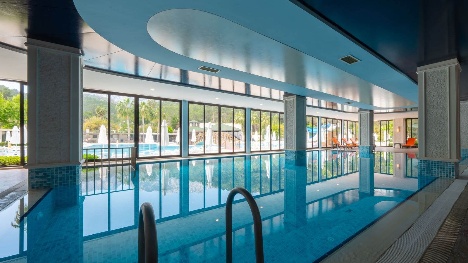 pools-indoor-pool