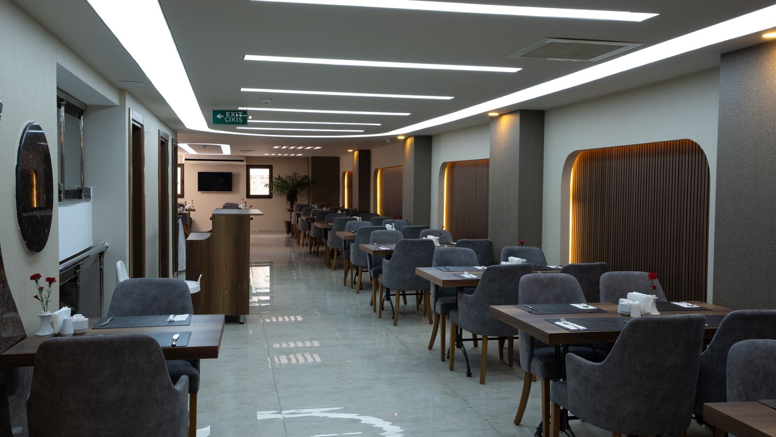 restaurants-main-restaurant