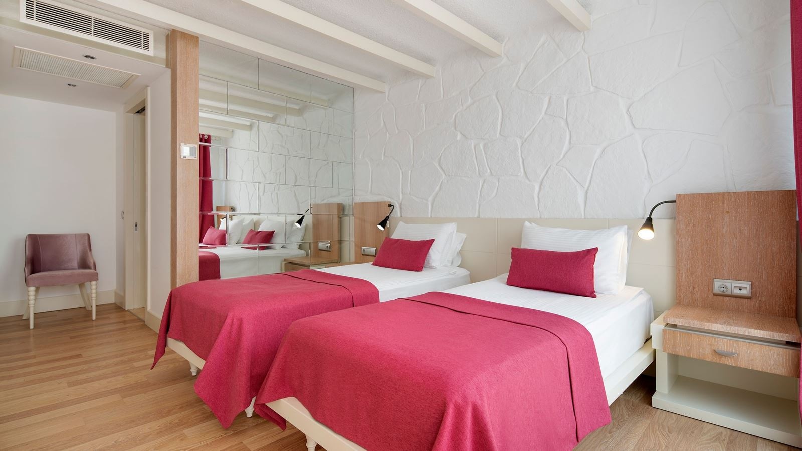 rooms-standard-land-without-balcony-room-single-use