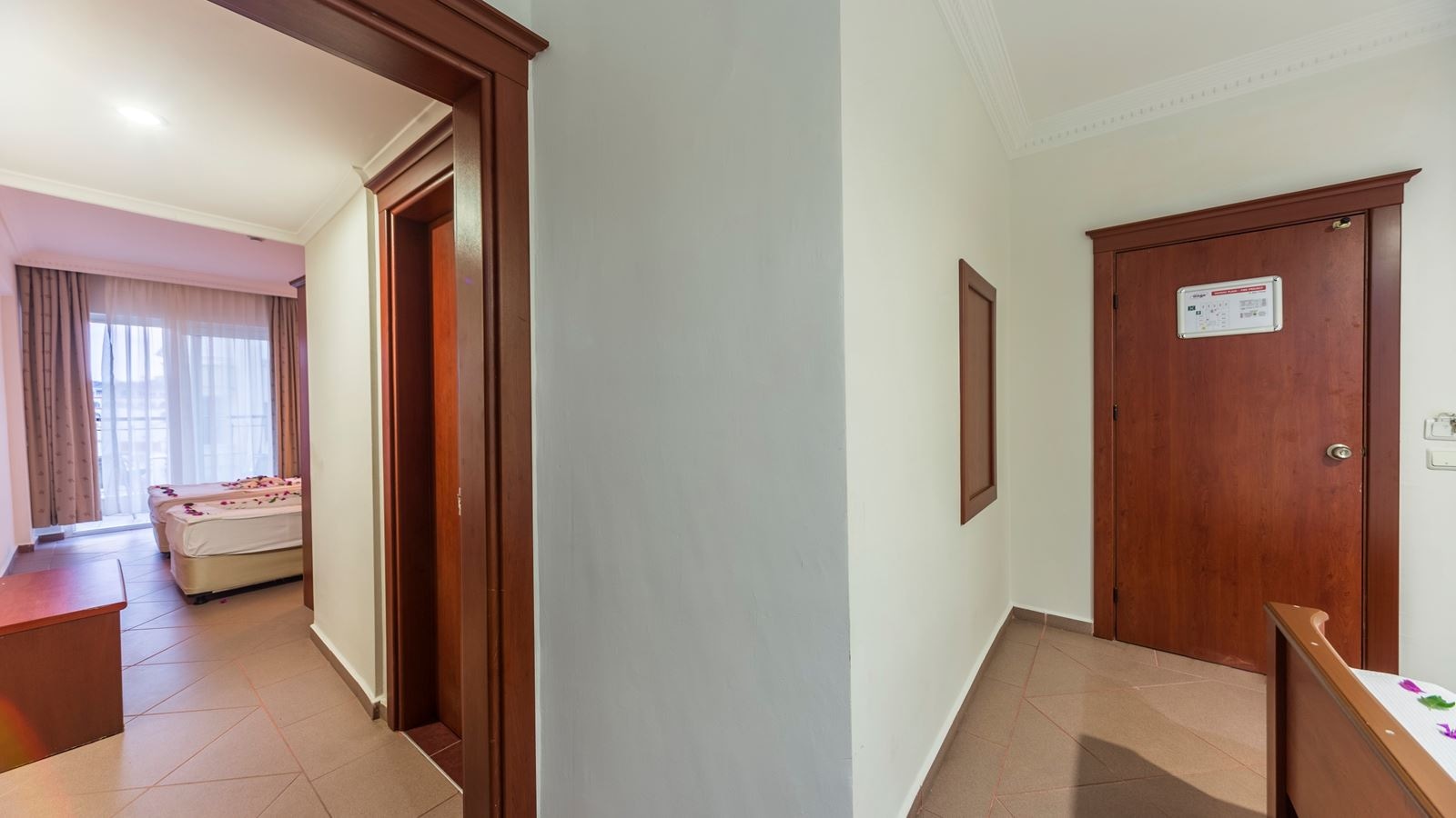 rooms-family-room