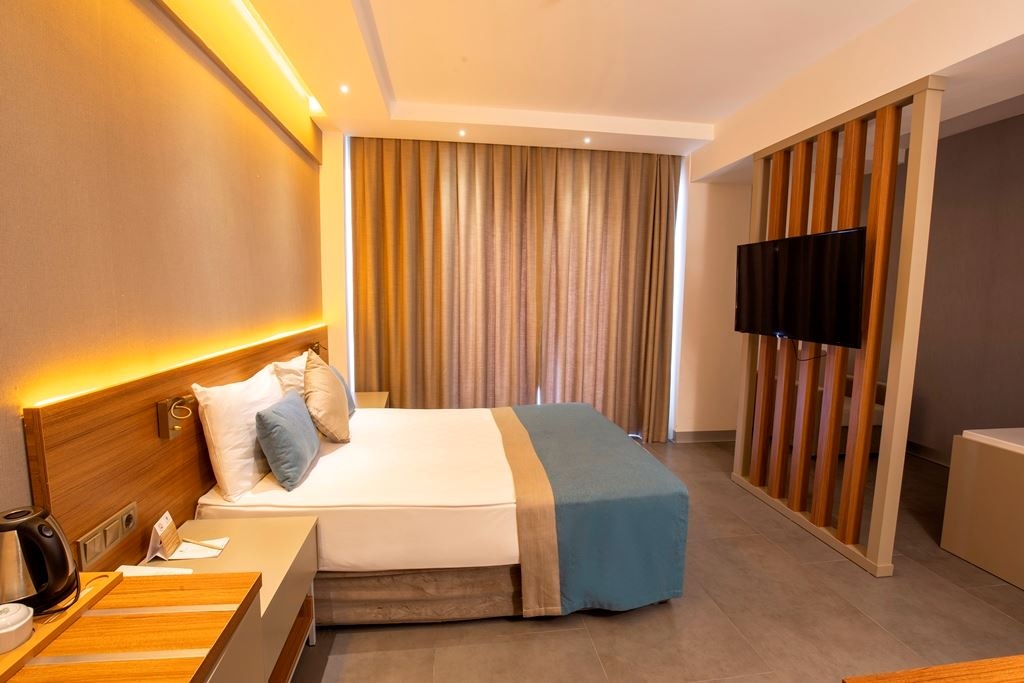 rooms-superior-room