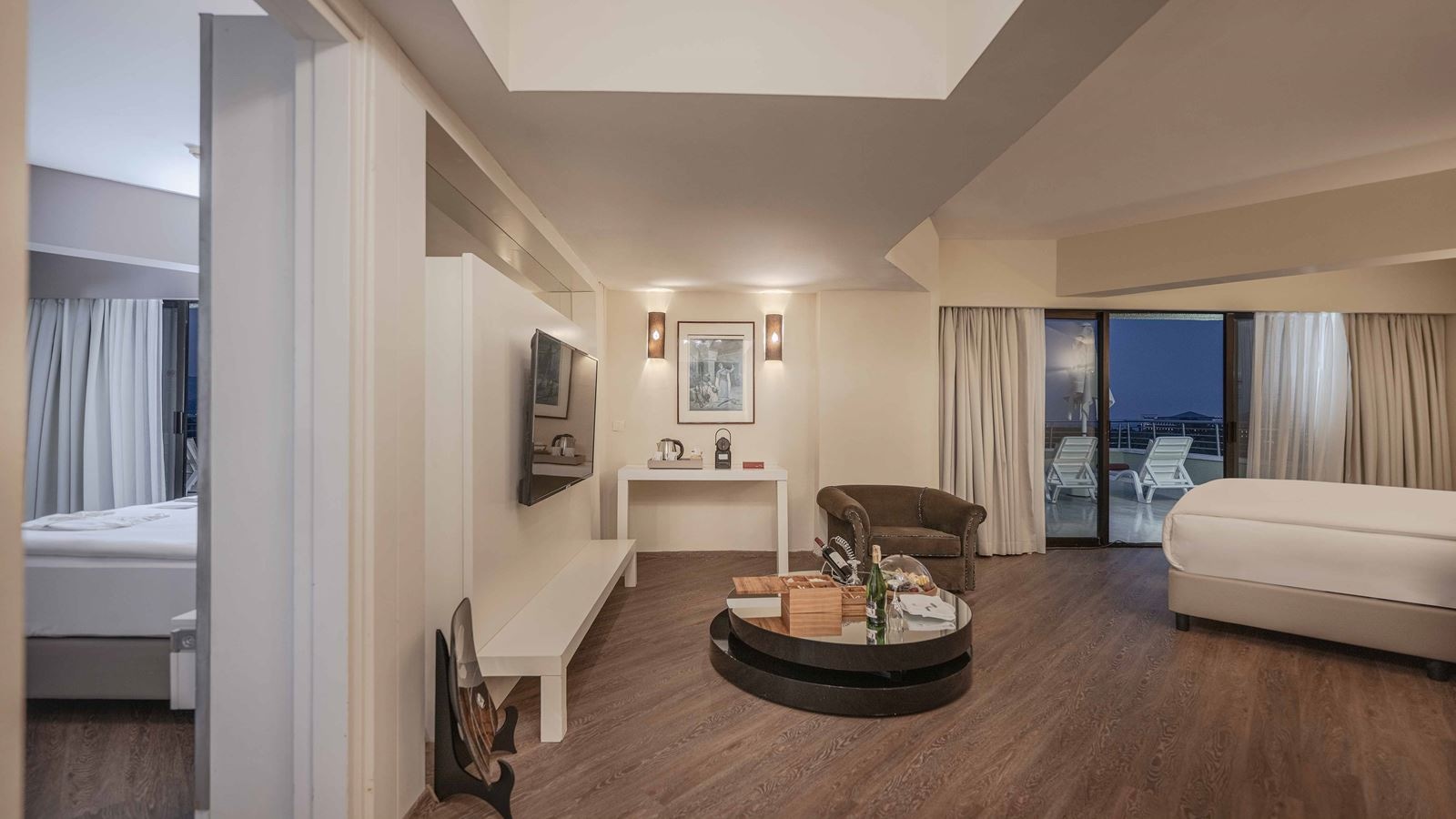 rooms-king-suite