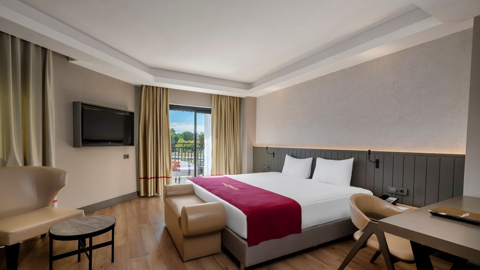 rooms-king-suite
