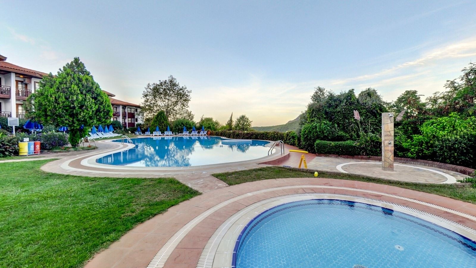 pools-pools
