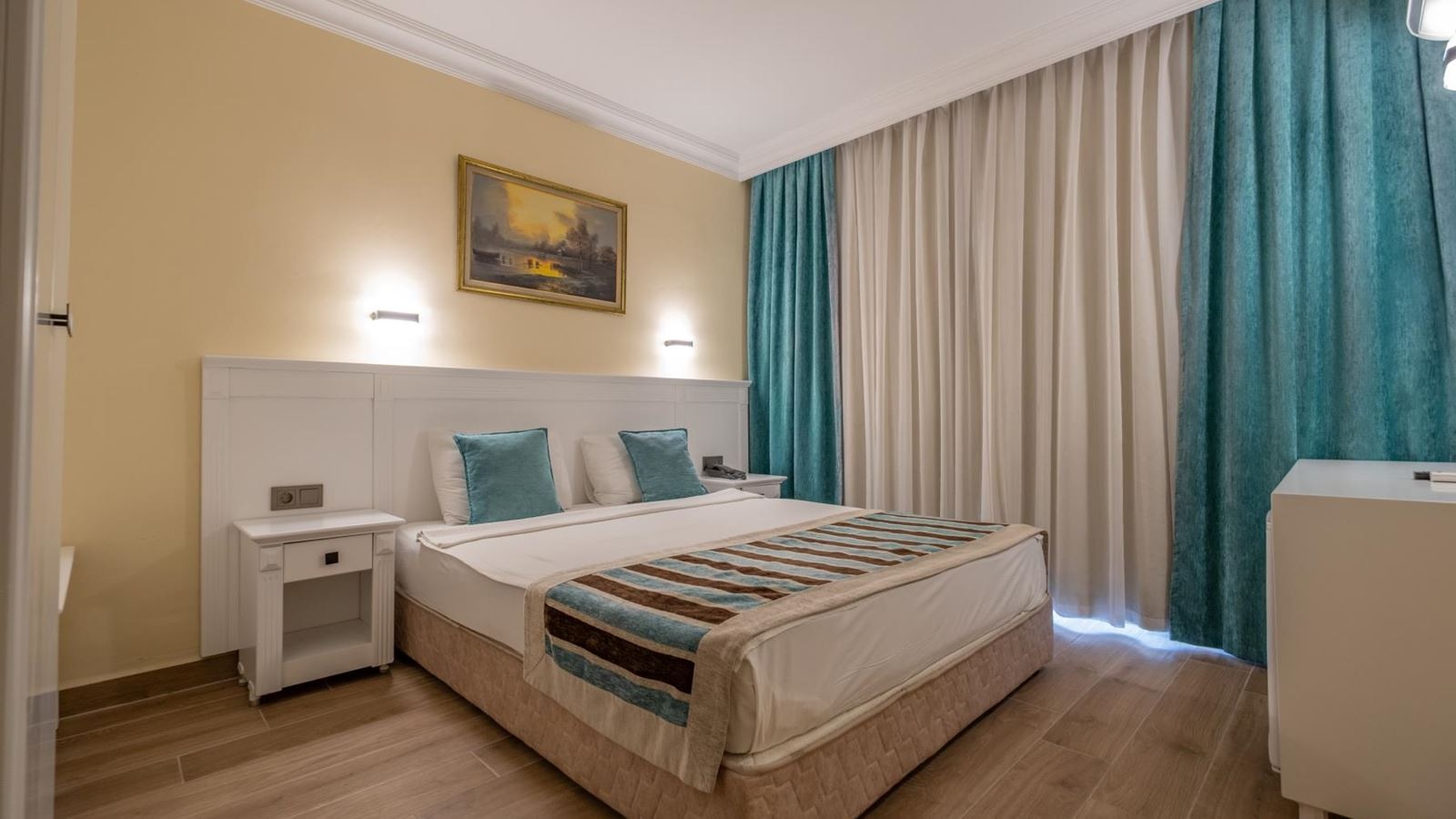 rooms-family-room