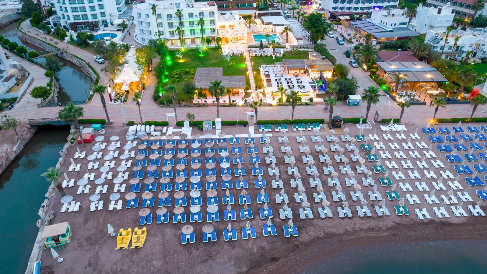 beach-main-building