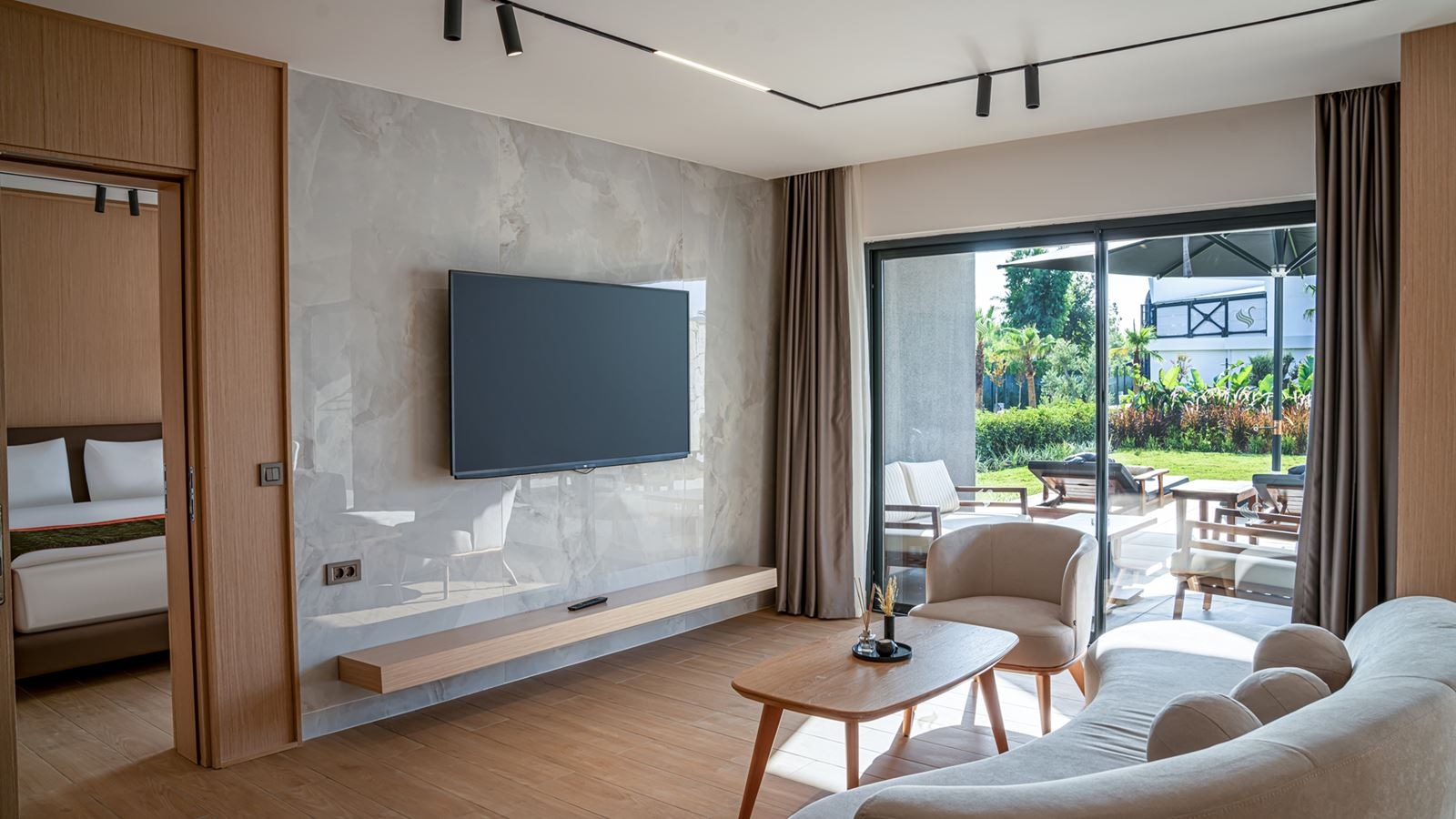 rooms-executive-private-pool-suite-2-bedroom