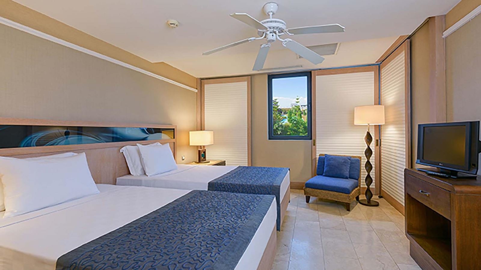 rooms-deluxe-family-suite