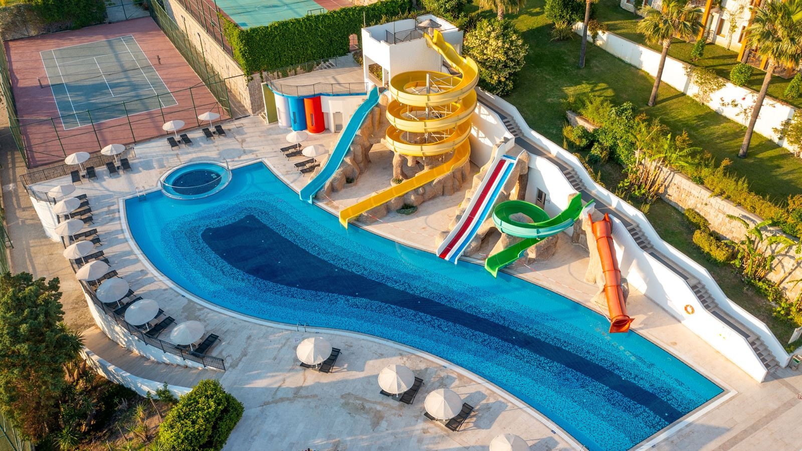pools-outdoor-pool