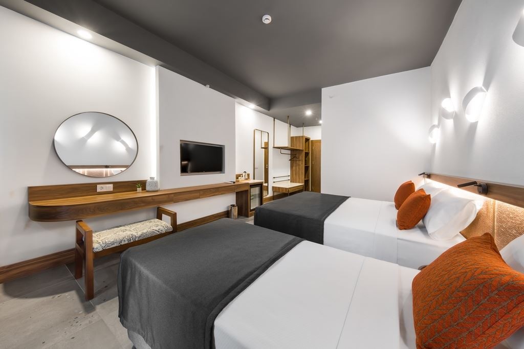 rooms-deluxe-room