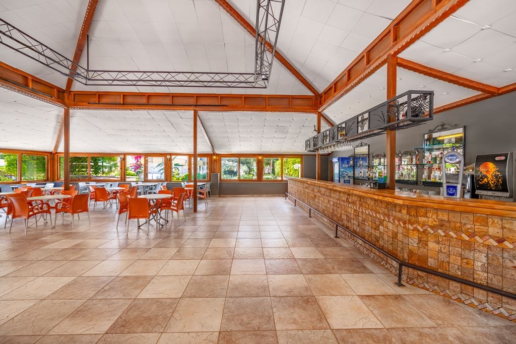 bars-pool-bar