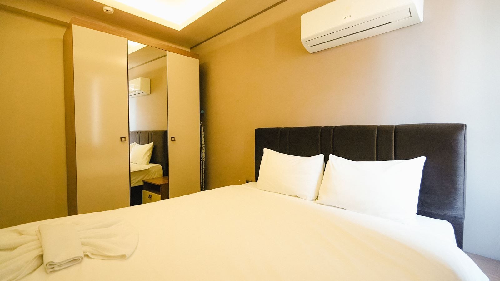 rooms-deluxe-room-1+1