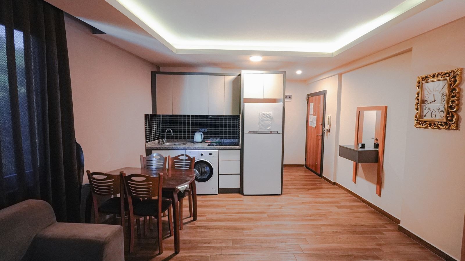 rooms-deluxe-room-1+1
