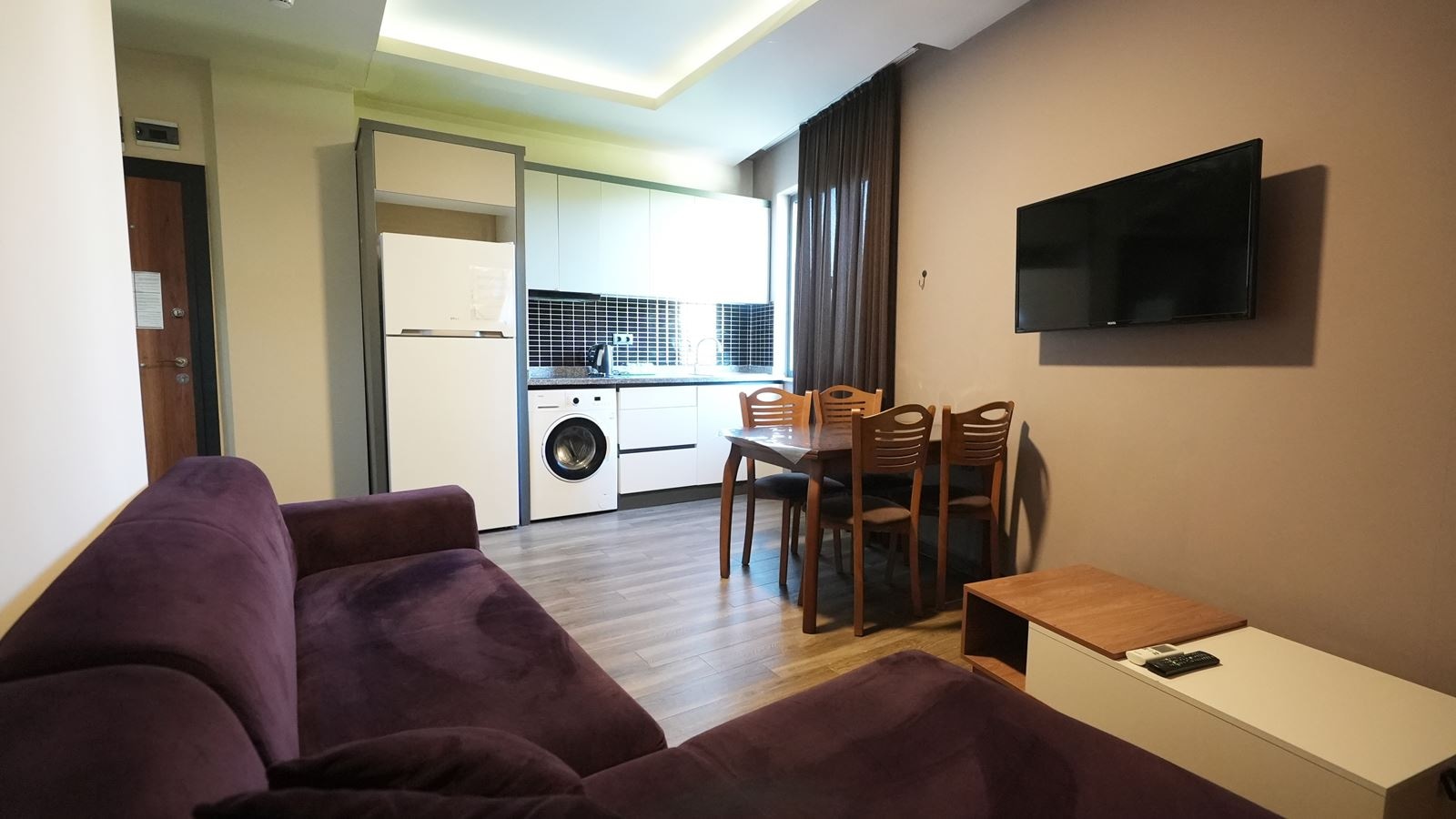 rooms-deluxe-room-1+1