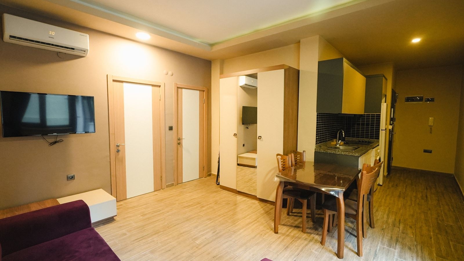 rooms-deluxe-room-1+1