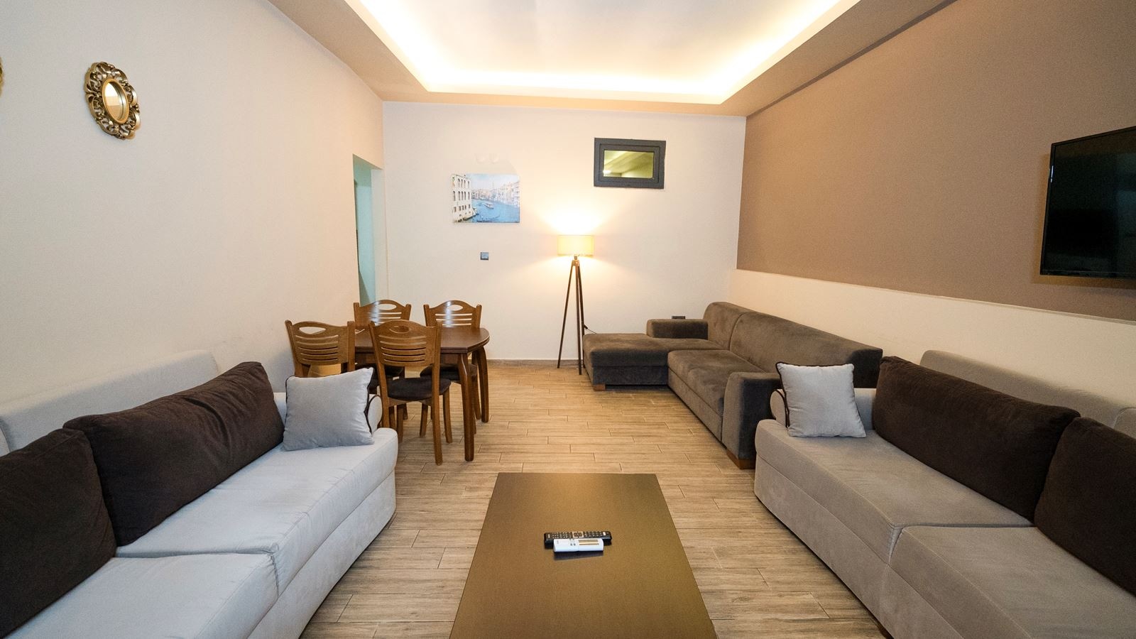 rooms-deluxe-room-2+1