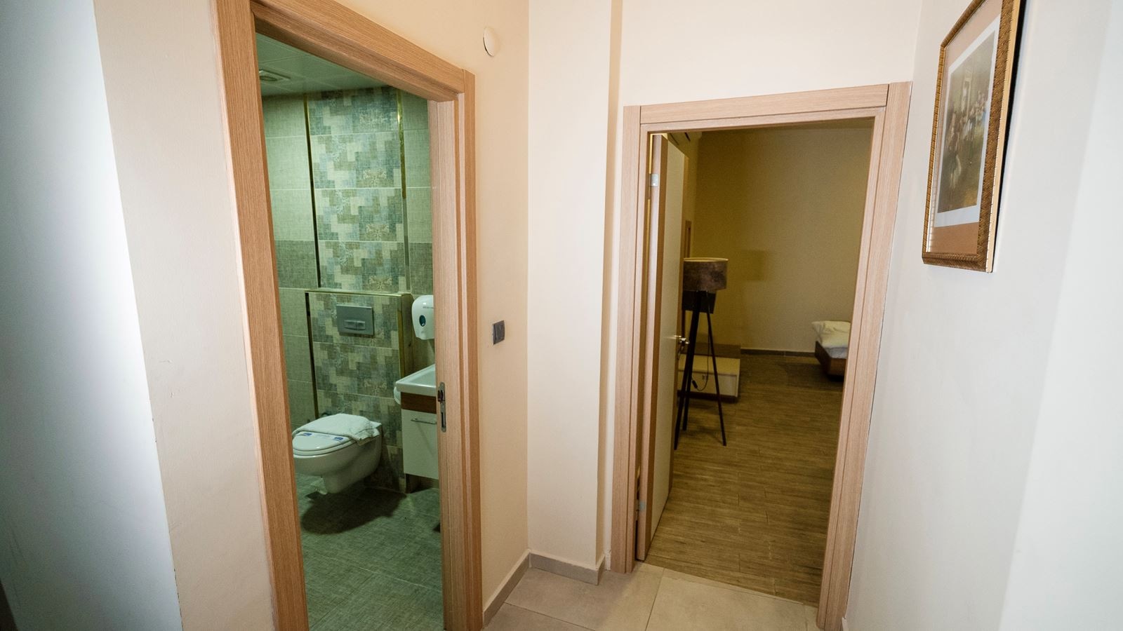 rooms-deluxe-room-2+1