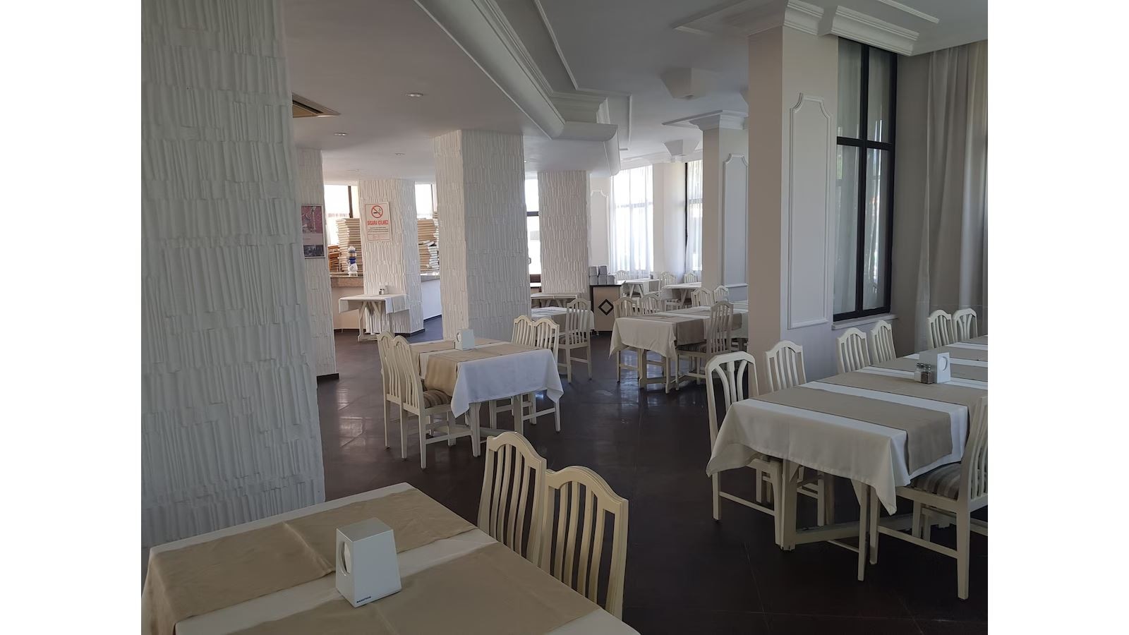 restaurants-restaurants
