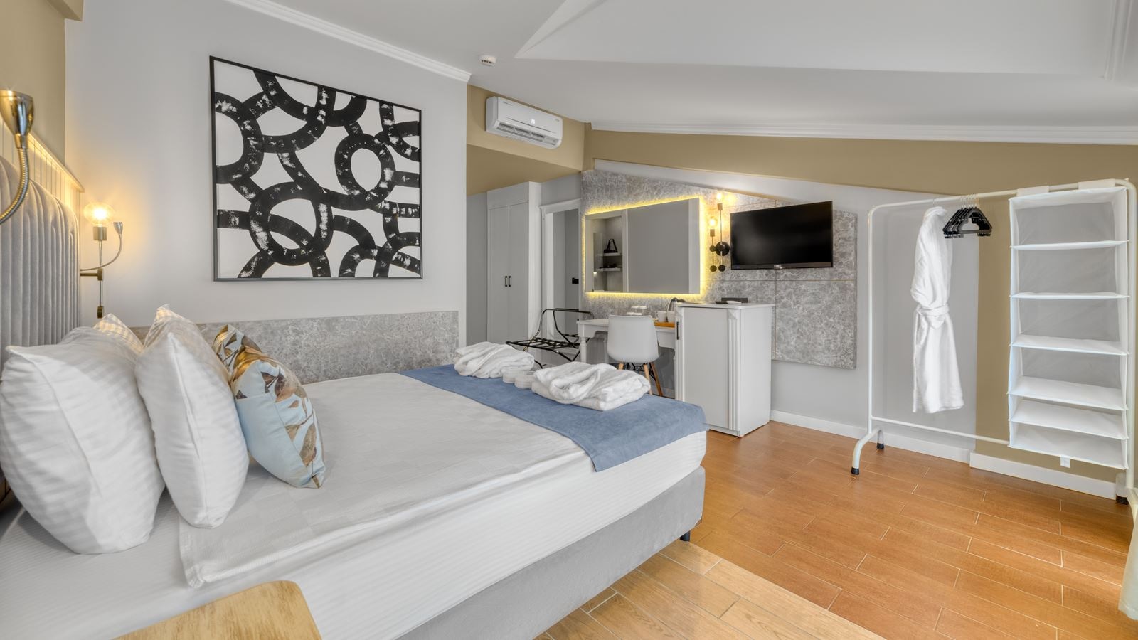 rooms-standard-room-land-view