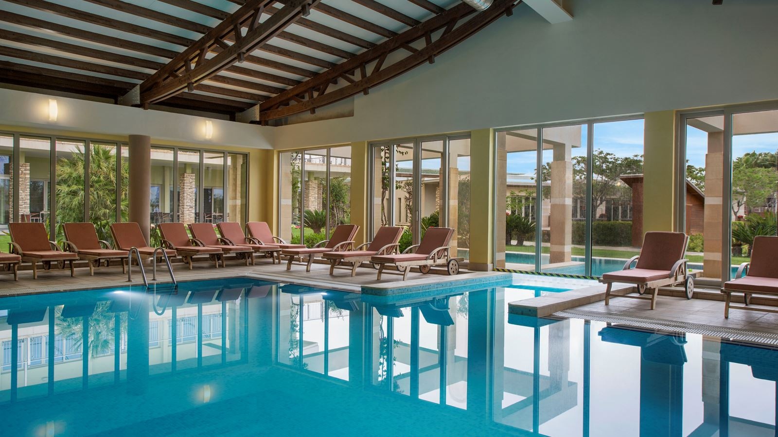 pools-indoor-pool
