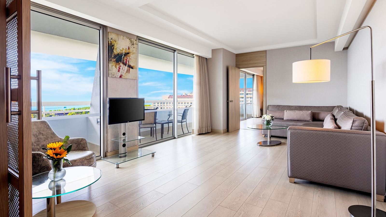 rooms-deluxe-family-suite