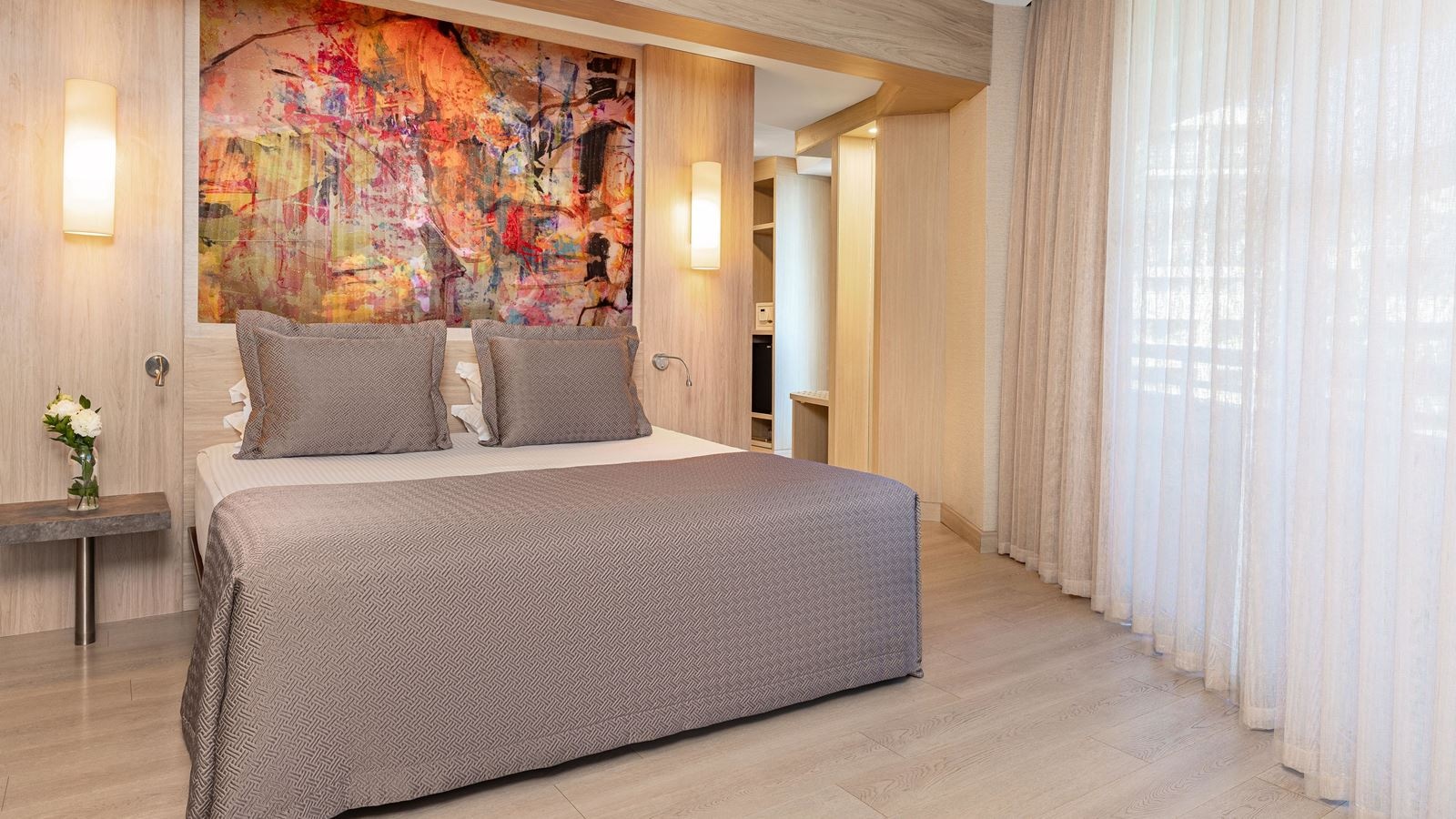 rooms-deluxe-grand-suite