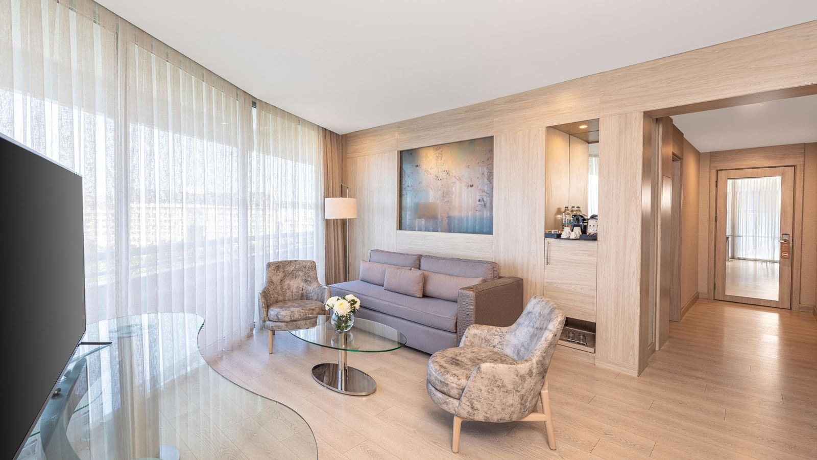 rooms-deluxe-grand-suite