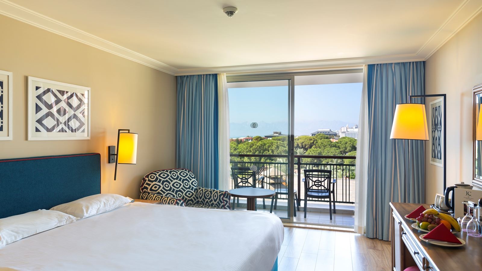 rooms-standard-room