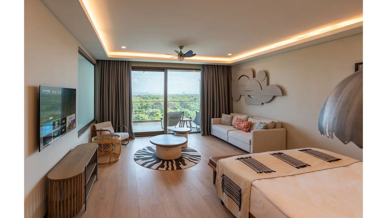 rooms-superior-jacuzzi-forest-view