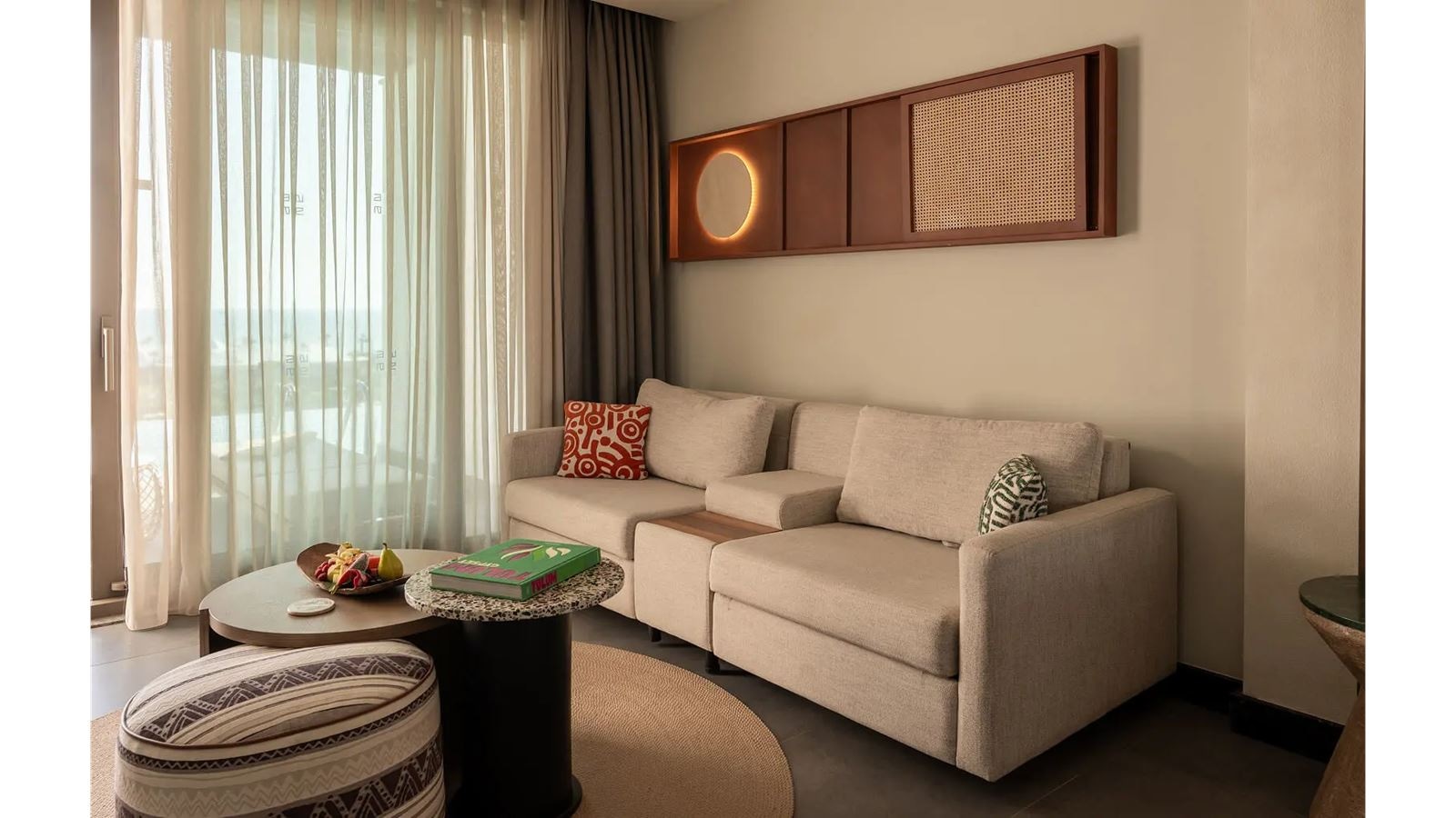 rooms-deluxe-swim-up-sea-view