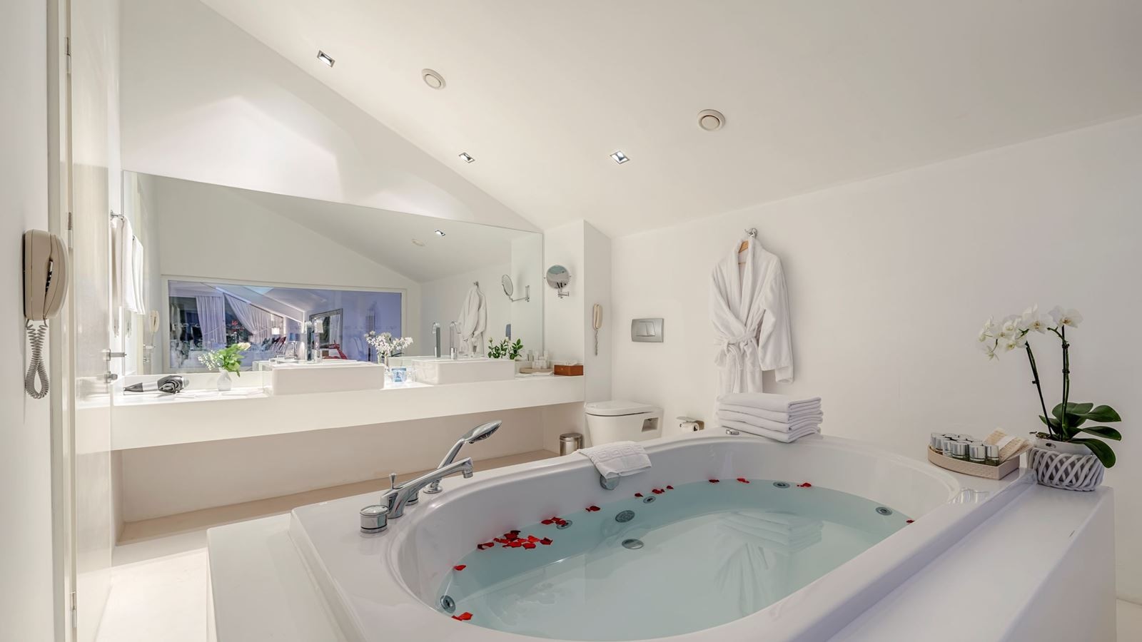 rooms-madonna-suite