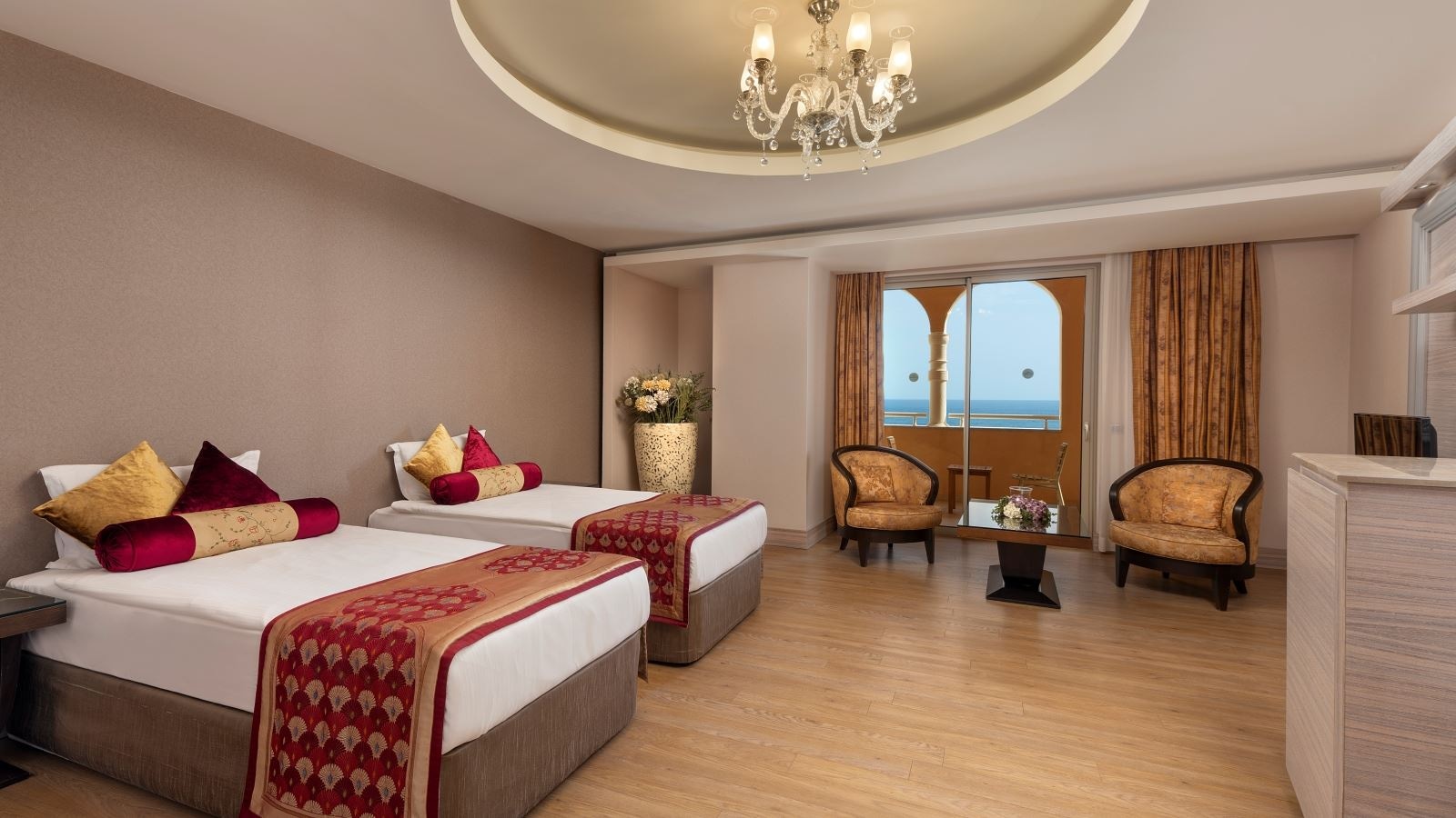 rooms-junior-suite