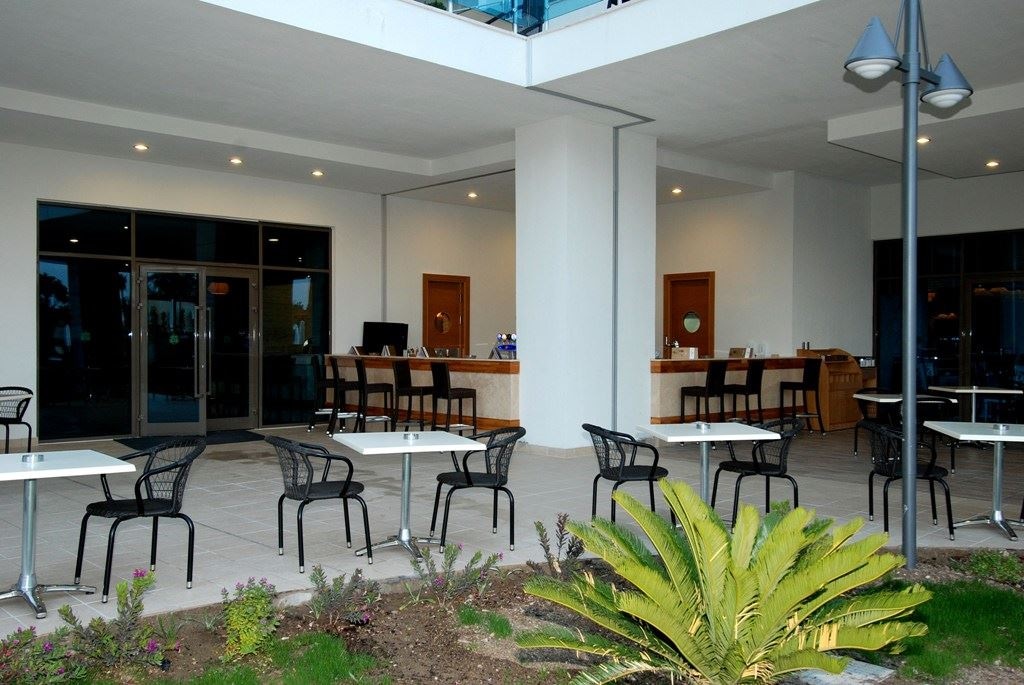 restaurants-bistro-cafe