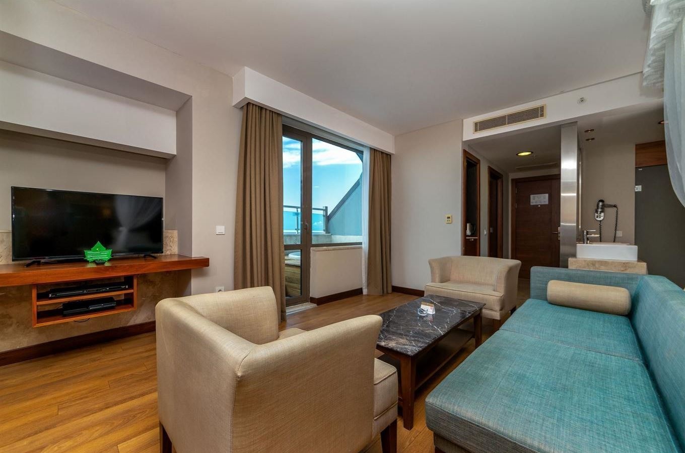 rooms-romance-suite