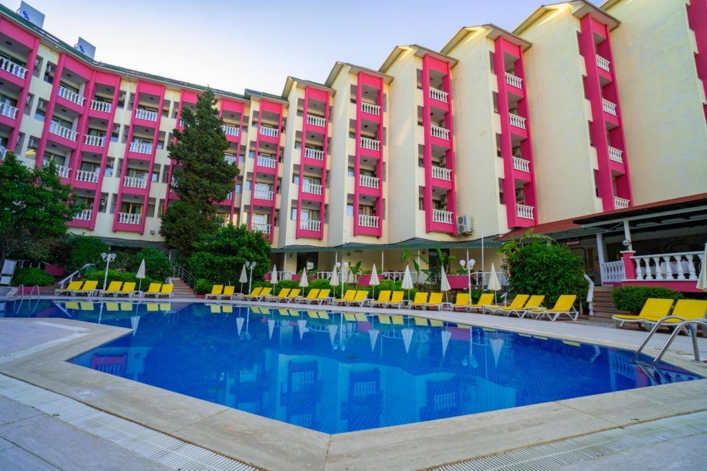 pools-outdoor-pool