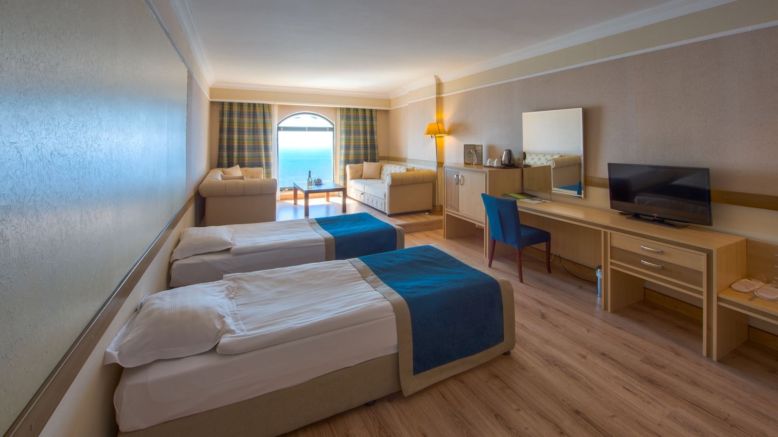 rooms-junior-suite