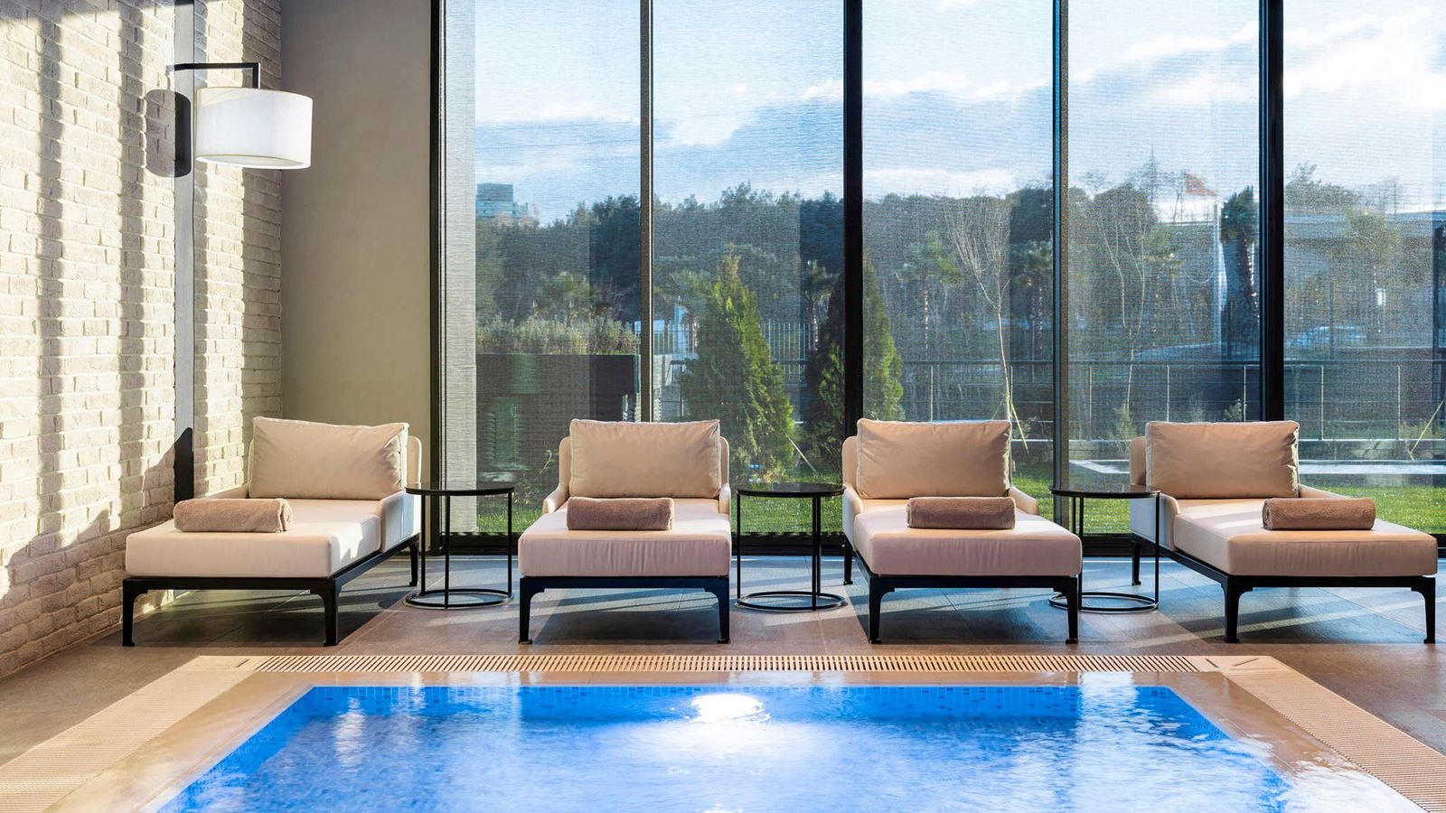 pools-indoor-pool