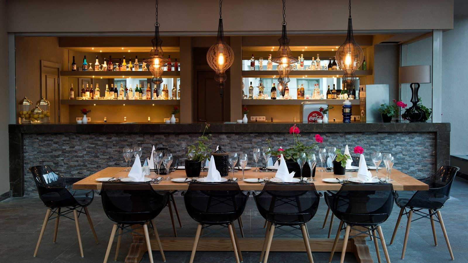 bars-olive-bar