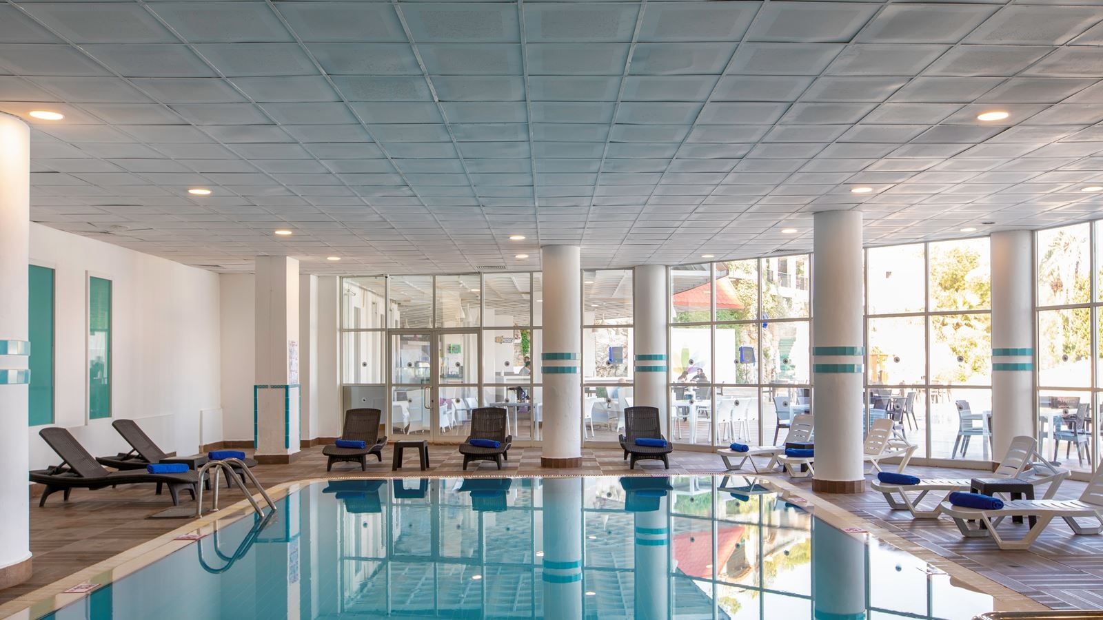 pools-indoor-pool