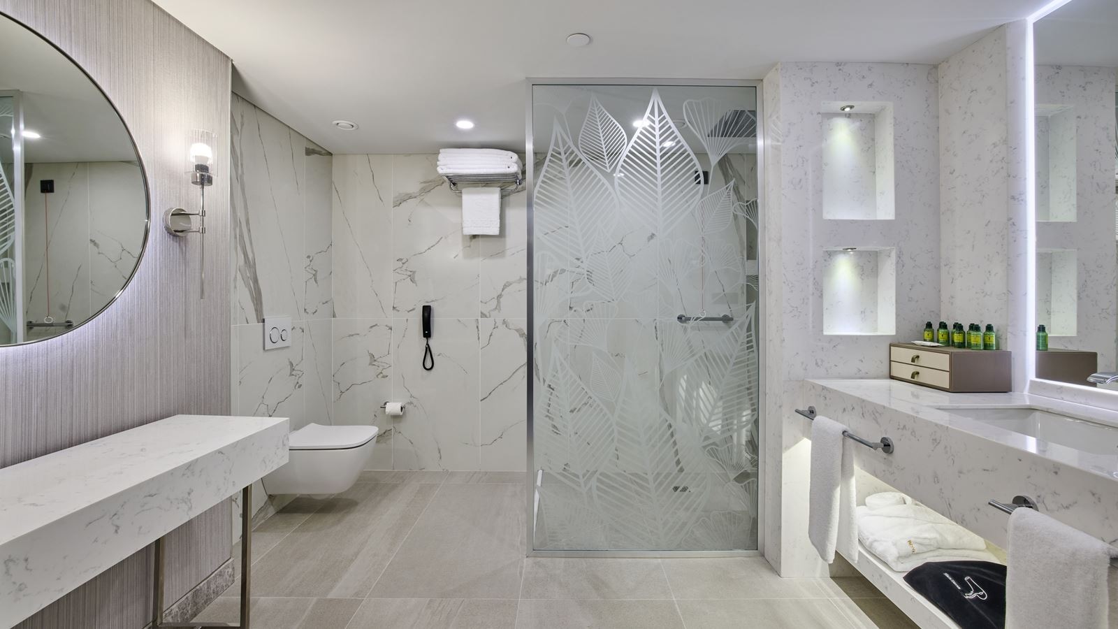 rooms-deluxe-room