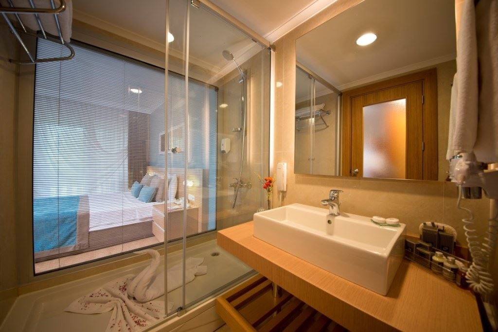 rooms-family-room