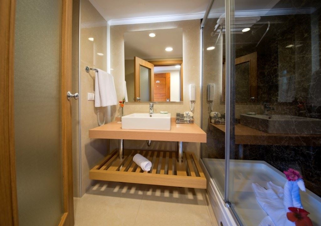 rooms-economy-room