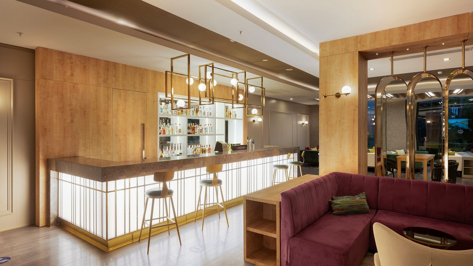bars-chic-lobby-bar